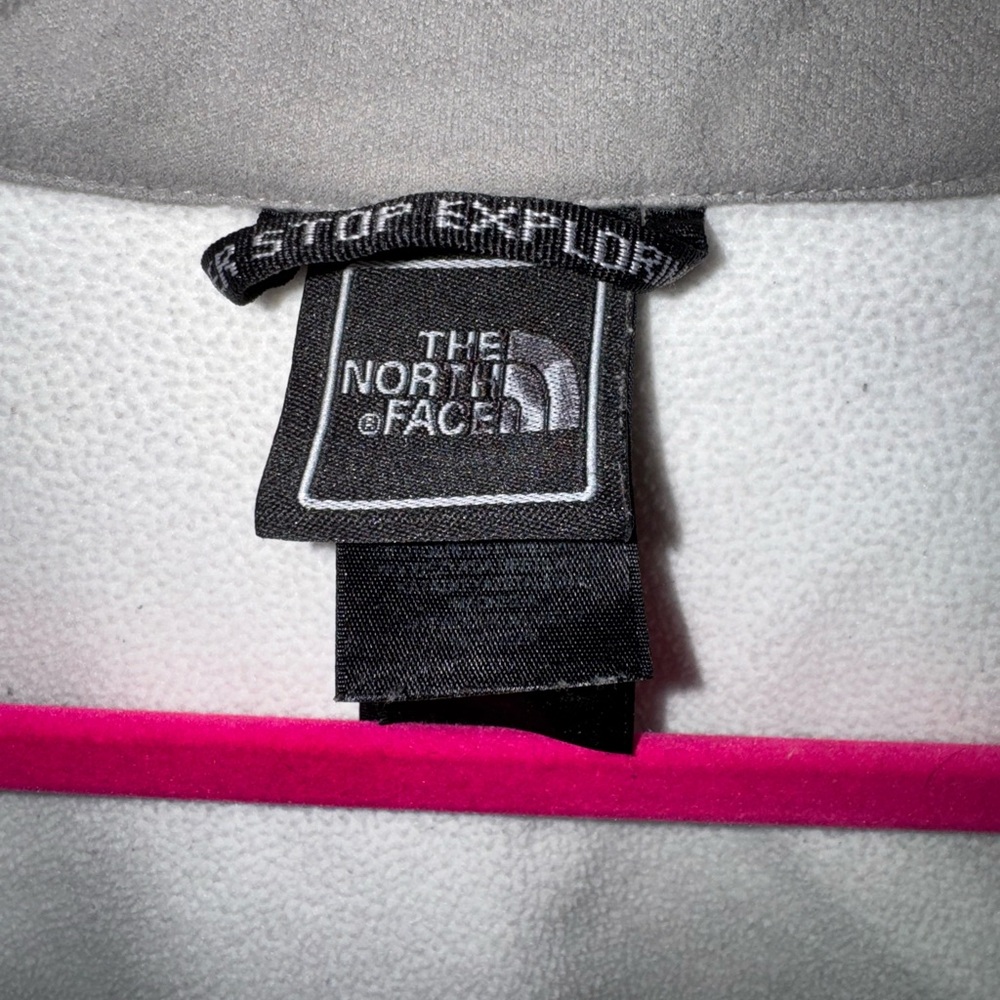 The North Face Leaf Pattern Jacket in White and Gray - Picture 6 of 6
